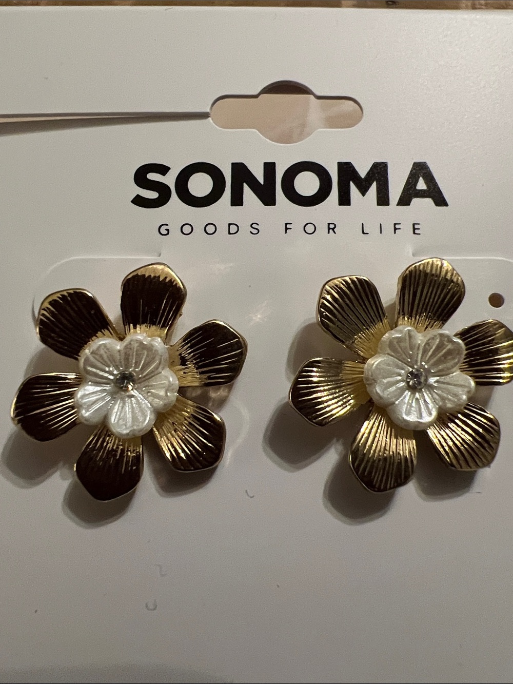 3/$18 Sonoma Gold and Pearl Floral Stud Earrings Lot 153